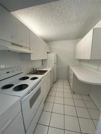 1251 NE 108 St #420, Unincorporated Dade County, Florida 33161, image 1