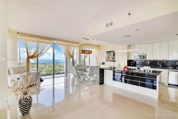 Turnberry Isle North, 19707 Turnberry Way #PH-K, Aventura, Florida 33180, image 2