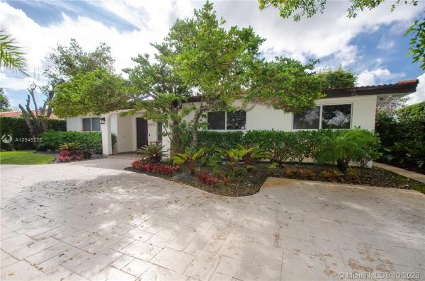 8420 SW 45th St, Westwood Lakes, Florida 33155, image 2