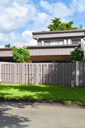 Creekside Villas, 10622 SW 74th Ter #10622, Kendall, Florida 33173, image 2