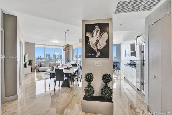 Trump Royale, 18201 Collins Ave #1701A, Sunny Isles Beach, Florida 33160, image 2