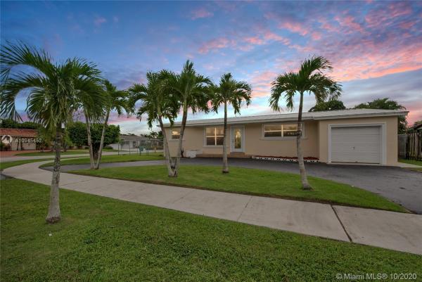 University Homes, 8990 SW 45th Ter, Olympia Heights, Florida 33165, image 2