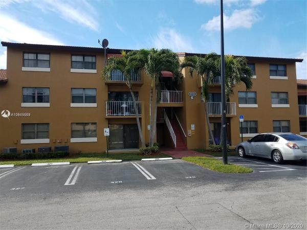 The Courts At Kendall, 15550 SW 80th St #E-302, Kendall West, Florida 33193, image 2