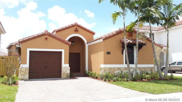 Fontainebleau West North, 9852 NW 10th Ter, Fountainebleau, Florida 33172, image 2