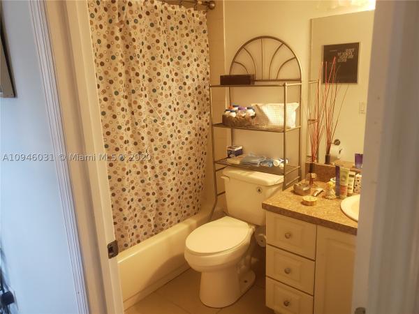 Le Club At Old Cutler, 8600 SW 212th St #111, Cutler Bay, Florida 33189, image 2