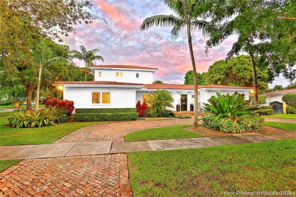Riviera, 5601 San Vicente St, Coral Gables, Florida 33146, image 2