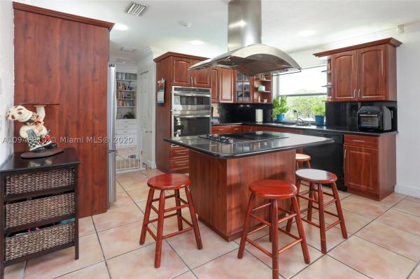 Toral Park, 9660 SW 17th St, Westchester, Florida 33165, image 2