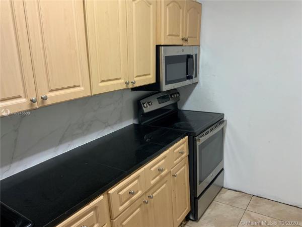 Vista Verde, 21323 NW 39th Ave, Miami Gardens, Florida 33055, image 2