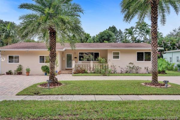 Griffing Biscayne Park Estates, 355 NE 127th St, North Miami, Florida 33161, image 2
