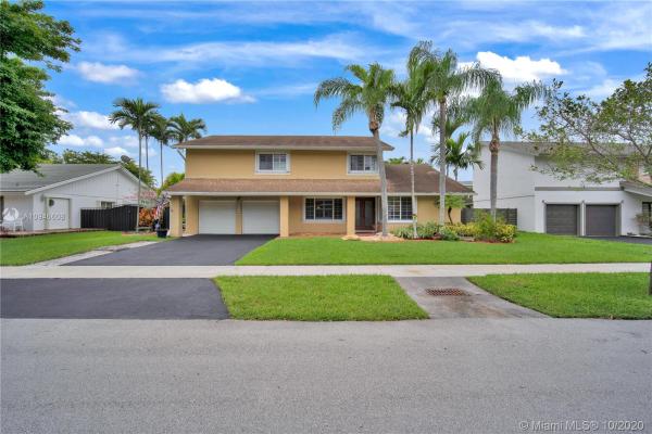 Lindgren East, 11114 SW 128th Ct, The Crossings, Florida 33186, image 2