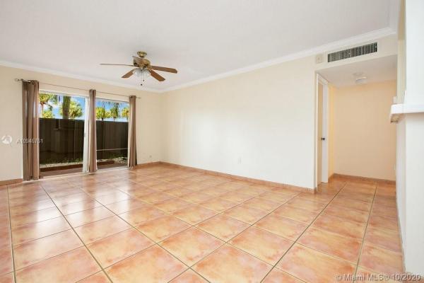 Heather Walk, 13716 SW 90th Ave #15-6, Kendall, Florida 33176, image 2