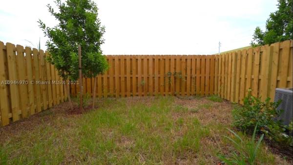 1262 NW 4th Ln #1262, Unincorporated Dade County, Florida 33034, image 2