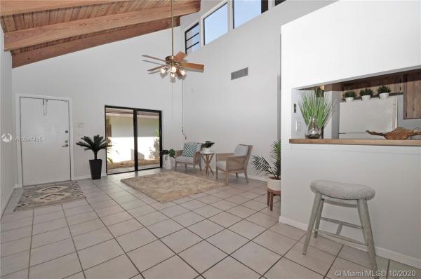 Kendall Trace, 7722 SW 99th St #20, Kendall, Florida 33156, image 2