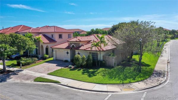The Reserve At Isles Of Bayshore, 8870 SW 223rd Ter, Cutler Bay, Florida 33190, image 2