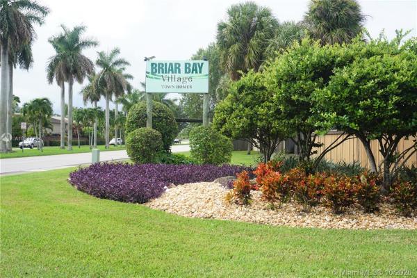 Briar Bay Townhouse Estates, 9320 SW 132nd St #9320, Kendall, Florida 33176, image 2