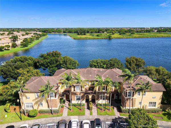 The Shores At Isles Of Bayshore, 9229 SW 227th St #5-9, Cutler Bay, Florida 33190, image 2