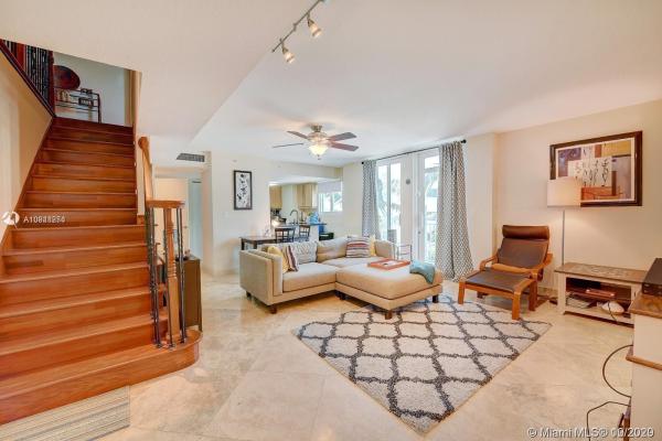 Ocean Blue, 7600 Collins Ave #415, Miami Beach, Florida 33141, image 2