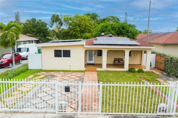 Grapeland, 2415 SW 15th St, Miami, Florida 33145, image 2