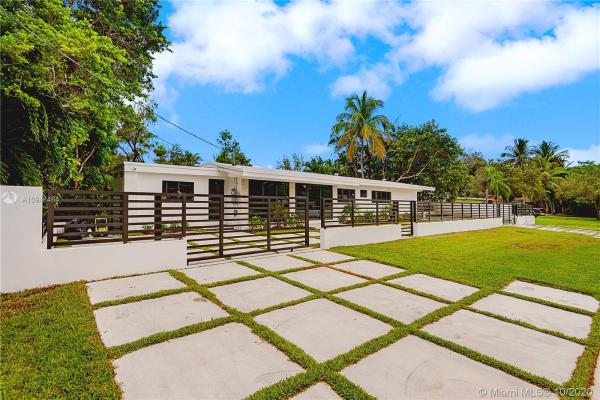 Southland Homes Park, 6025 SW 72nd Ave, Glenvar Heights, Florida 33143, image 2
