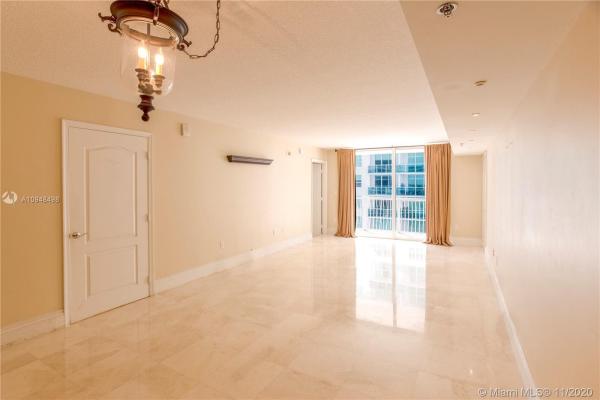The Club At Brickell Bay, 1200 Brickell Bay Dr #1709, Miami, Florida 33131, image 2
