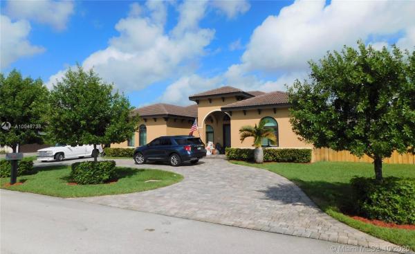 13067 SW 211th Ter, Unincorporated Dade County, Florida 33177, image 2