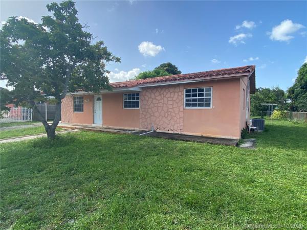 Carol City Gardens, 4245 NW 197th St, Miami Gardens, Florida 33055, image 2