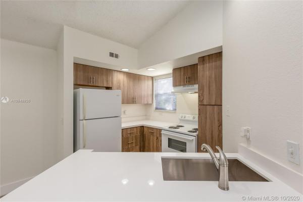 Isles At Lago Mar, 12840 Vista Isles Dr #622, Sunrise, Florida 33325, image 2