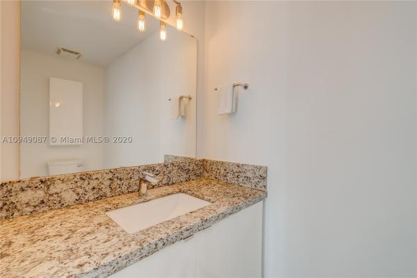 Baylofts, 455 NE 25th St #810, Miami, Florida 33137, image 1