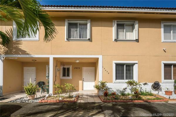 Weitzer Serena Lakes Townhomes, 17472 SW 139th Ct, Richmond West, Florida 33177, image 2