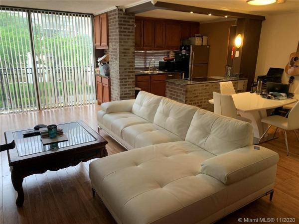 Plaza Of The Americas, 16909 N Bay Rd #303, Sunny Isles Beach, Florida 33160, image 2