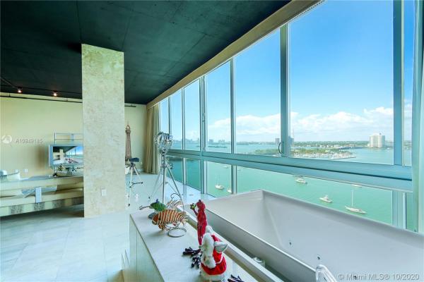 Space 01, 7934 West Dr #1403, North Bay Village, Florida 33141, image 2