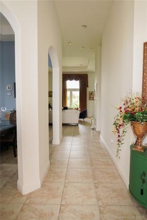 3072 SW 148th Pl, Unincorporated Dade County, Florida 33185, image 2