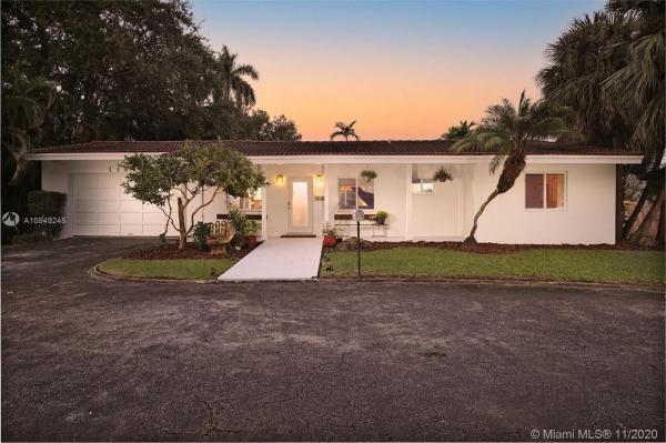 Biscayne Park Estates, 11615 Griffing Blvd, Biscayne Park, Florida 33161, image 2