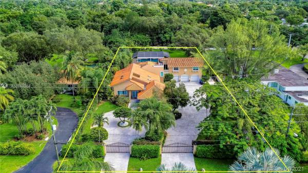5575 SW 62nd Ave, Unincorporated Dade County, Florida 33155, image 2