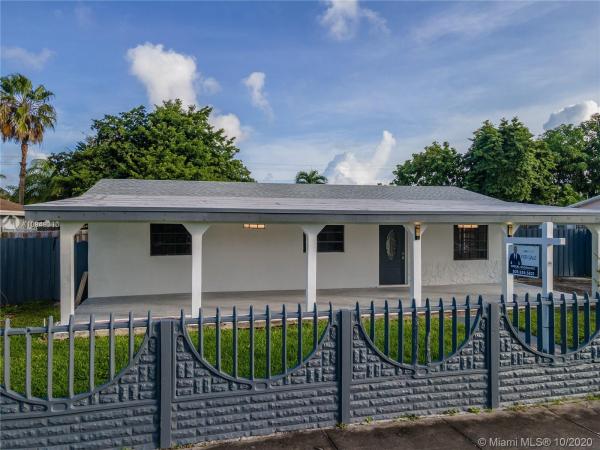 21st Century Homes, 15321 SW 305th St, Leisure City, Florida 33033, image 2