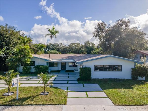 Highland Woods, 2060 NE 199th St, Ojus, Florida 33179, image 2
