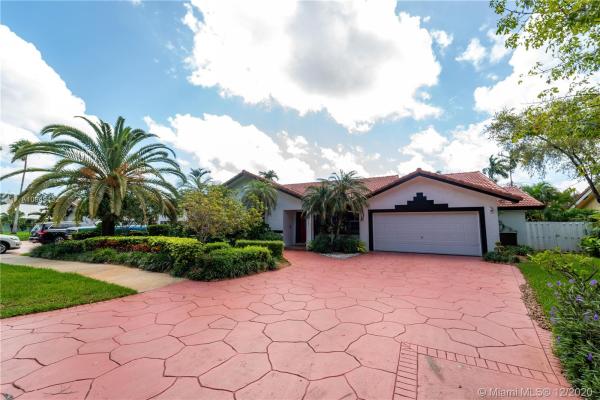 Hibiscus Estates, 8912 SW 81st Ter, Sunset, Florida 33173, image 2