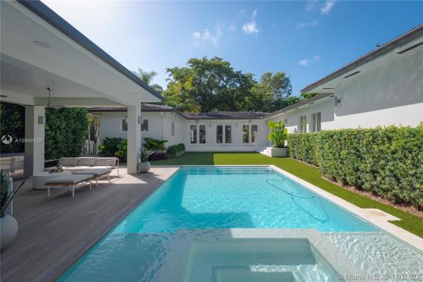 Coral Gables Country Club, 1049 Catalonia Ave, Coral Gables, Florida 33134, image 2