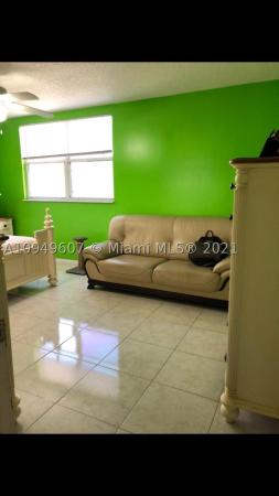 Las Vistas At Doral, 8373 Lake Dr #505, Doral, Florida 33166, image 2