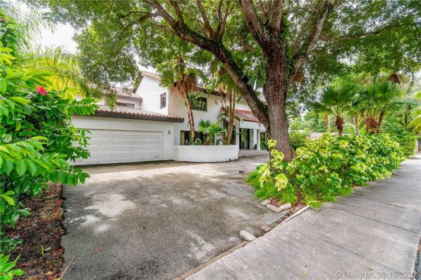 Granada, 1020 S Greenway Dr, Coral Gables, Florida 33134, image 2