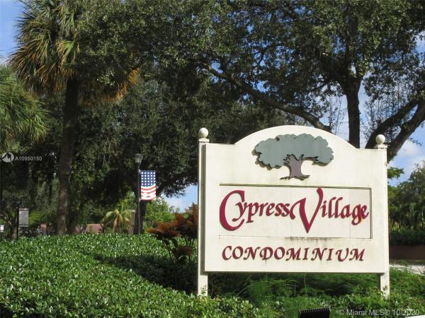 Cypress Village, 7230 Fairway Dr #F21, Miami Lakes, Florida 33014, image 2