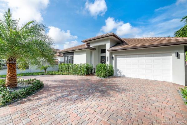 1530 SW 89th Ct, Westchester, Florida 33174, image 2