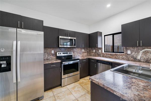 Princetonian Townhomes, 12380 SW 256th, Princeton, Florida 33032, image 2