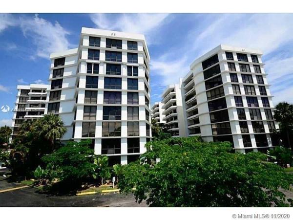 Towers Of Kendale Lakes, 13953 Kendale Lakes Cir #804B, Kendale Lakes, Florida 33183, image 2