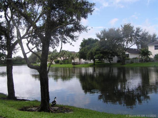Shoma Villas At Royal Palm Beach, 2256 Shoma Dr, Royal Palm Beach, Florida 33414, image 2