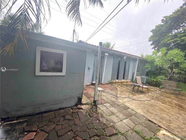 Kerwood Manor, 480 NE 135th St, North Miami, Florida 33161, image 2