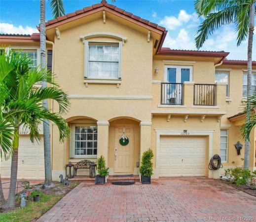 Tuscany Village, 12985 SW 133rd Ter, Three Lakes, Florida 33186, image 2