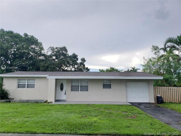 Sunrise Golf Village, 6790 NW 26th St, Sunrise, Florida 33313, image 2