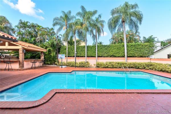 Royal Oaks, 16222 NW 82nd Ct, Miami Lakes, Florida 33016, image 2