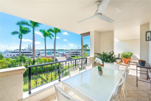 Bayside Village At Fisher Island, 2022 Fisher Island Dr #2022, Fisher Island, Florida 33109, image 2